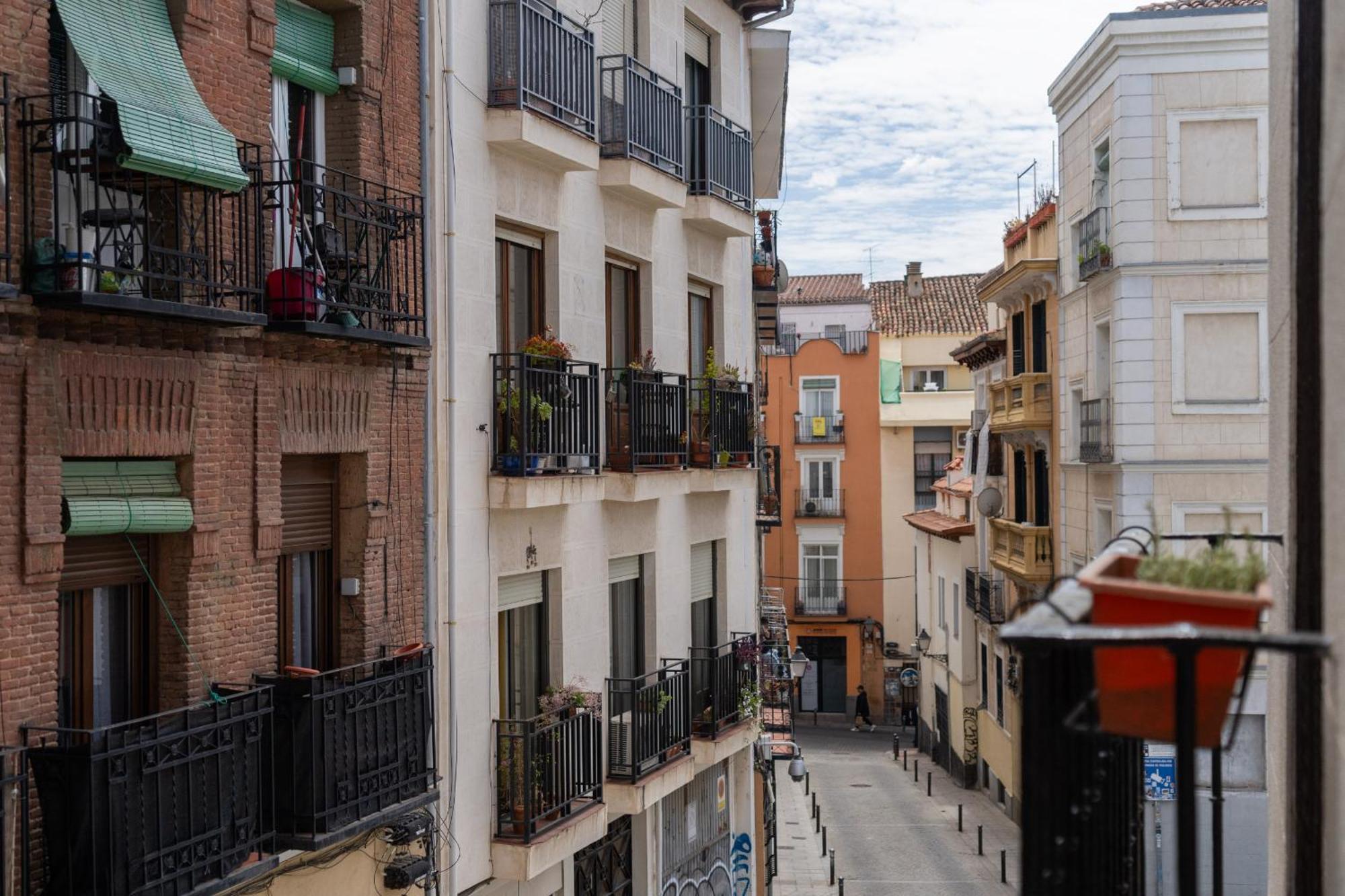 Apartamento Exterior En Lavapies Alquiler Temporal Madrid Exterior photo